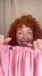 Lori Curl's Instagram, Twitter & Facebook