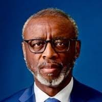 Richard Devaughn's Instagram, Twitter & Facebook