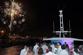 We did not find results for: Fuegos Artificiales En Barco En Los Principales Concursos