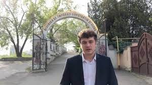 Au fost daruite in anul 2002 de catre delegatie a bisericii ortodoxe din cipru. Video 3 Minute De Istorie Despre Biserica SfinÈ›ii ImpÄƒraÈ›i Constantin È™i Elena Din ChiÈ™inÄƒu Diez