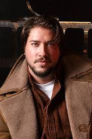 Christopher Stull's Instagram, Twitter & Facebook