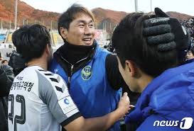 故 유상철 전 인천 유나이티드 감독의 빈소가 8일 서울 아산병원 장례식장에 마련되어 있다. Cyqtbxpo6potfm
