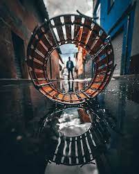 Photographer Uses Creative Tricks To Take Amazing Pictures 12 Pics Perspective Photography Creative Photography Creative Photography Techniques