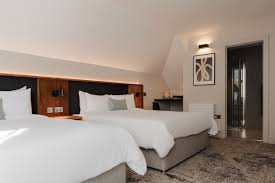 Sonder The Earl Reviews, Deals & Photos 2025