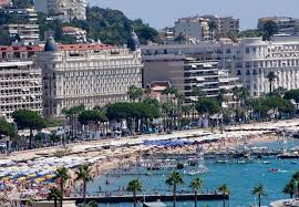 Du 06 au 17 juillet 2021, suivez la 74e édition au plus près de l'écran! Cannes Die Star Stadt Der Cote D Azur