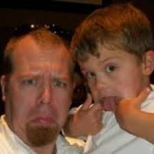 Stream Aaron Echols music