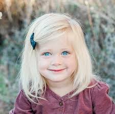 Penelope Washburn's Instagram, Twitter & Facebook