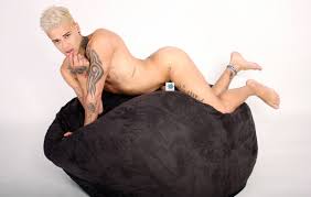 Ator pornô gay Mickey Taylor lança segundo álbum - Guia Gay São Paulo