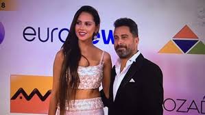 ياسمين رئيس فتاة تبحث عن حبيبها فى مصنع. Ø¹Ù„Ù‰ Ø·Ø±ÙŠÙ‚ØªÙ‡Ø§ Ø§Ù„Ø®Ø§ØµØ© ÙŠØ§Ø³Ù…ÙŠÙ† Ø±Ø¦ÙŠØ³ ØªØ±Ø¯ Ø¹Ù„Ù‰ Ø´Ø§Ø¦Ø¹Ø© Ø·Ù„Ø§Ù‚Ù‡Ø§ Ø§Ù„ÙÙ† Ø¬Ø±ÙŠØ¯Ø© Ø§Ù„Ø·Ø±ÙŠÙ‚