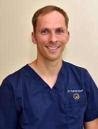 Dr. med. dent. Patrick Faust in 13465 Berlin Fachzahnarzt für Oralchirurgie 