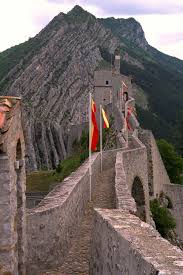 Citadelle De Sisteron By Craig Stevens On 500px Paris Vacation Places To Travel Places To Go