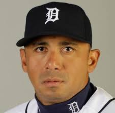 Tigers' Carlos Guillen progressing slowly from deep knee bruise after Brett  Gardner's slide