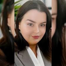 Alexandra Heaney's Instagram, Twitter & Facebook