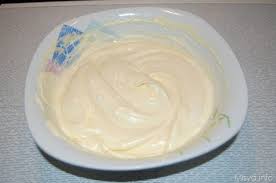 Questo gustosissimo dolce è ideale da servire al cucchiaio insieme a della frutta fresca come dessert, ma anche accompagnata al panettone o al pandoro nelle feste natalizie. Crema Al Mascarpone Ricetta Crema Al Mascarpone Di Misya