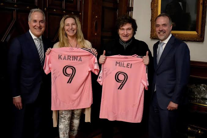 Uno de los dueños del Inter Miami de Lionel Messi se reunió con Javier Milei y le aseguró que invertirá en un club de Argentina - Infobae