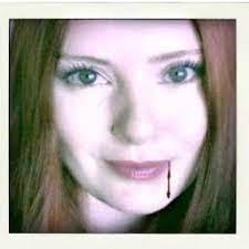 Lorna Avery's Instagram, Twitter & Facebook