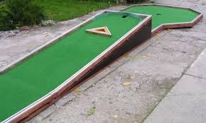 Pin Von Alberti Auf Mini Golf Minigolf Golf Mini