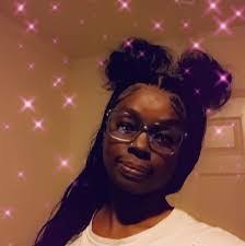 Felicia Comer's Instagram, Twitter & Facebook