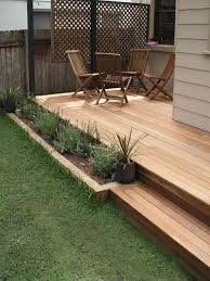 35 Smart And Stylish Garden Screening Ideas To To Transform Your Garden Vorgarten Haus Und Garten Holzterasse Garten