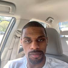 Playing games while waiting for a new tv