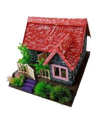 Taş Duvar Görünümlü Bahçeli Işıklı Karton Maket Ev %100 El İşi