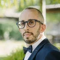 Aaron Harrosh's Instagram, Twitter & Facebook