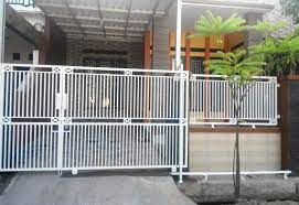 Kelurahan/desa jatinegara kaum, kelurahan/desa pulo gadung, kecamatan cempaka putih,daftar nama desa/kelurahan di kecamatan cempaka putih di kota administrasi jakarta pusat. Desain Pagar Rumah Minimalis Warna Putih Pagar Rumah Minimalis Rumah Pagar
