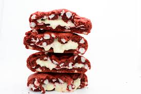 Gold dealers are listed on multiple websites and customer reviews are available. My Cookie Dealer