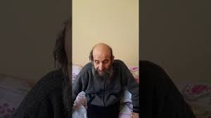 Bizimkiler dizisinin cemil'i uğurtan sayıner, geçtiğimiz günlerde yetersiz beslenme ve yaşlılığa bağlı nedenlerle hastaneye kaldırılmıştı. Ugurtan Sayiner Bizimkiler Cemil 10 Kasim Mesaji Youtube