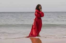 Перевод песни perfect places — рейтинг: Fashionista Editors Have A Lot Of Feelings About Lorde S Perfect Places Video Fashionista