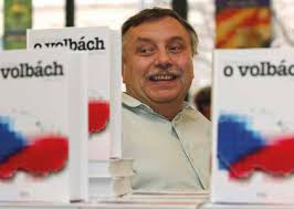 Proč říkám „totalitní režimy“