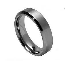 Likes Beveled Edge Cincin Titanium Cincin Perkawinan Cincin Kawin