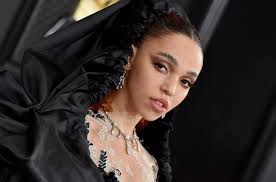 Самые новые твиты от fka twigs (@fkatwigs): Ti 5o5 Vjwbmxm