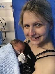 The extraordinary, harrowing story of a mum who gave birth soon after her  20-week scan