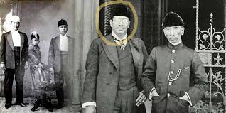 Namun, agaknya kekuasaan di sumatra sudah beralih dari sriwijaya ke kerajaan melayu. Raja Chulan Orang Melayu Pertama Dilantik Dalam Pentadbiran British