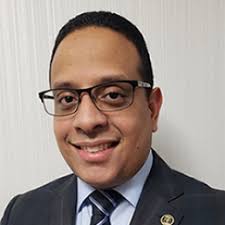 Dr. Edwin Vicente Pérez