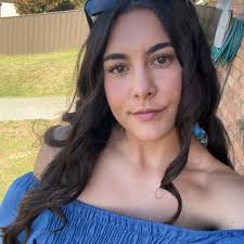 Do resin artists need a business license to sell?