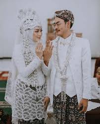 Maybe you would like to learn more about one of these? Baju Nikahan Desain Baju Kondangan