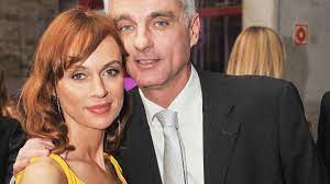 Kezdés dátuma 2008 február 18. Valsagban Van Szello Es Gubik Kapcsolata Blikk