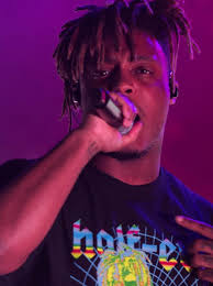 Поделись найденными gif или попробуй похожие gif запросы. Rapper Juice Wrld Dead After Medical Emergency At Chicago Airport Wcti