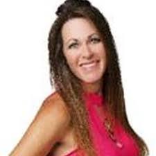 Katie Aaron's Instagram, Twitter & Facebook