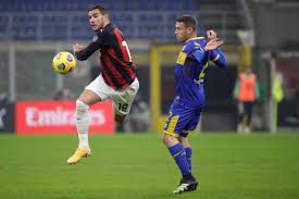 Sblocca hernani, raddoppio di kurtic, poi si scatena hernandez con una doppietta. Milan 2 2 Parma Theo Hernandez Brace Keeps Serie A Leaders Unbeaten Record Intact