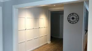 Pax Schranke Von Ikea Als Einbauschranke Super Auch So Im Durchgang Zum Flur Schwedenhaus Einbauschrank Haus