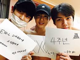 His vocals stand the most in the oasis performance, it's an ideal song for the light and somehow magical tone of his voice. Exo Takes Off Their Shirts To Celebrate 4th Debut Anniversary And Thank Fans Soompi
