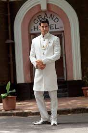 Pin On Soma Sengupta Indian Fashion For Men