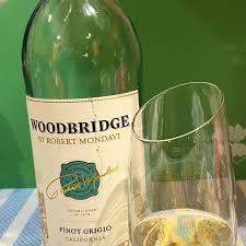 Marketview liquor offers a wide selection of red, white, rose, and sparkling wines from top brands. Woodbridge By Robert Mondavi Pinot Grigio White Wine 1 5 L Ralphs
