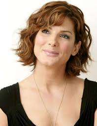 Voici ce qu'il faut savoir pour retirer de son cri avant d'atteindre 65 ans. Les Coupes De Cheveux A Adopter A 30 Et 40 Ans Curly Hair Styles Naturally Short Hairstyles For Thick Hair Short Wavy Hair
