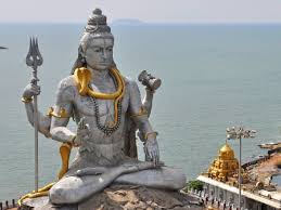 Shiva is disgusted by the corruption in and around his new college, and along with his friends, he decides to take a stand against the status quo. Know Why Lord Shiva Is Worshiped On Mondays