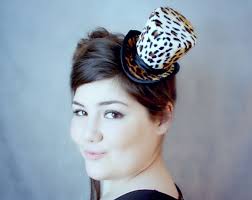 Leopard Mini Top Hat , Mini Top Hat , Mad Hatter Hat , Fascinator, Kentucky  Derby Fascinator Hat , Tea Party Hat, Wedding Hat, Women Top Hat