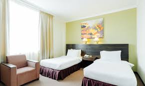 Islamic hotel concepts and opportunities. Room Deluxe Triple Raia Hotel Penang